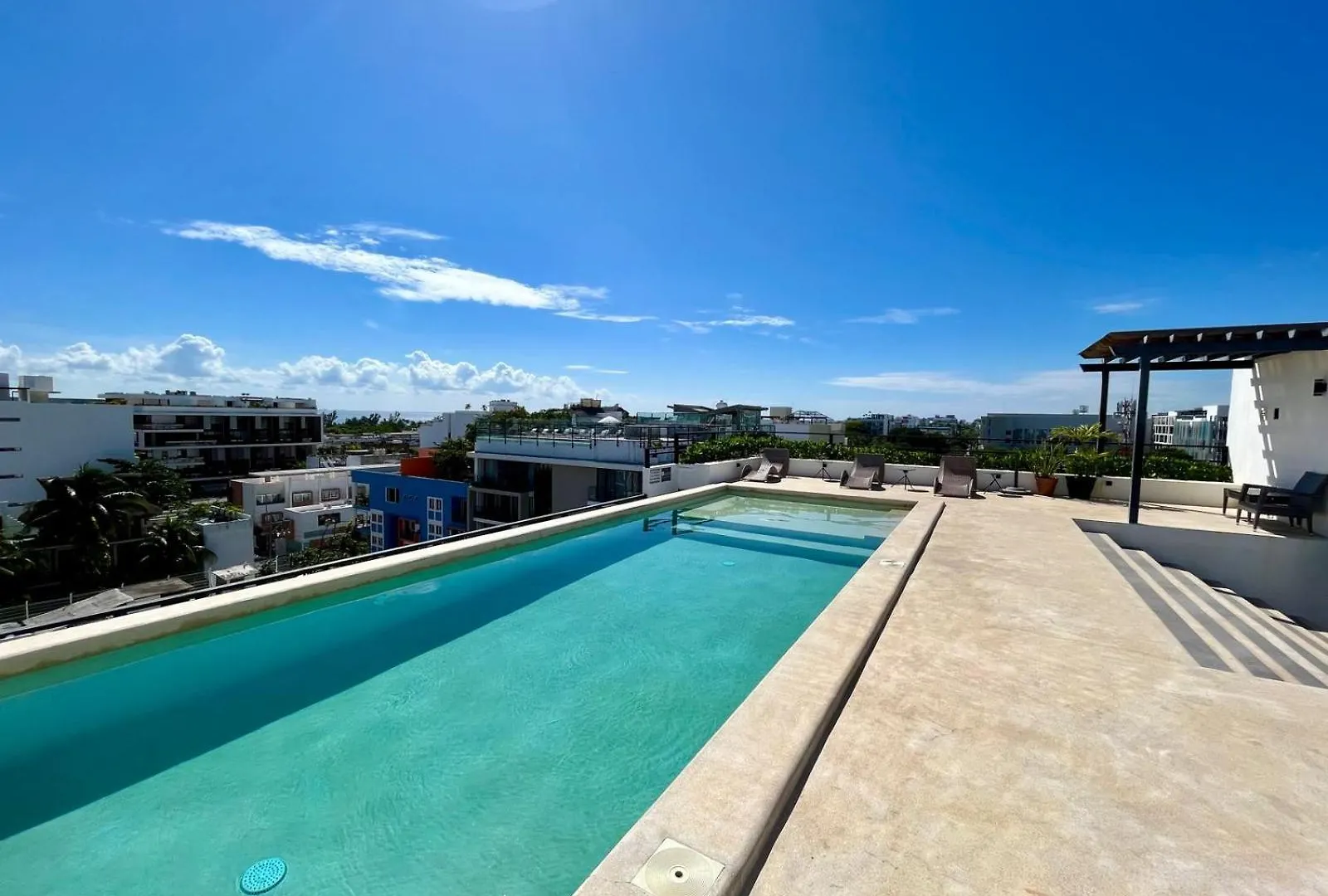 1 Bd Apt Top Location! Gym, Pool Playa del Carmen Mexico