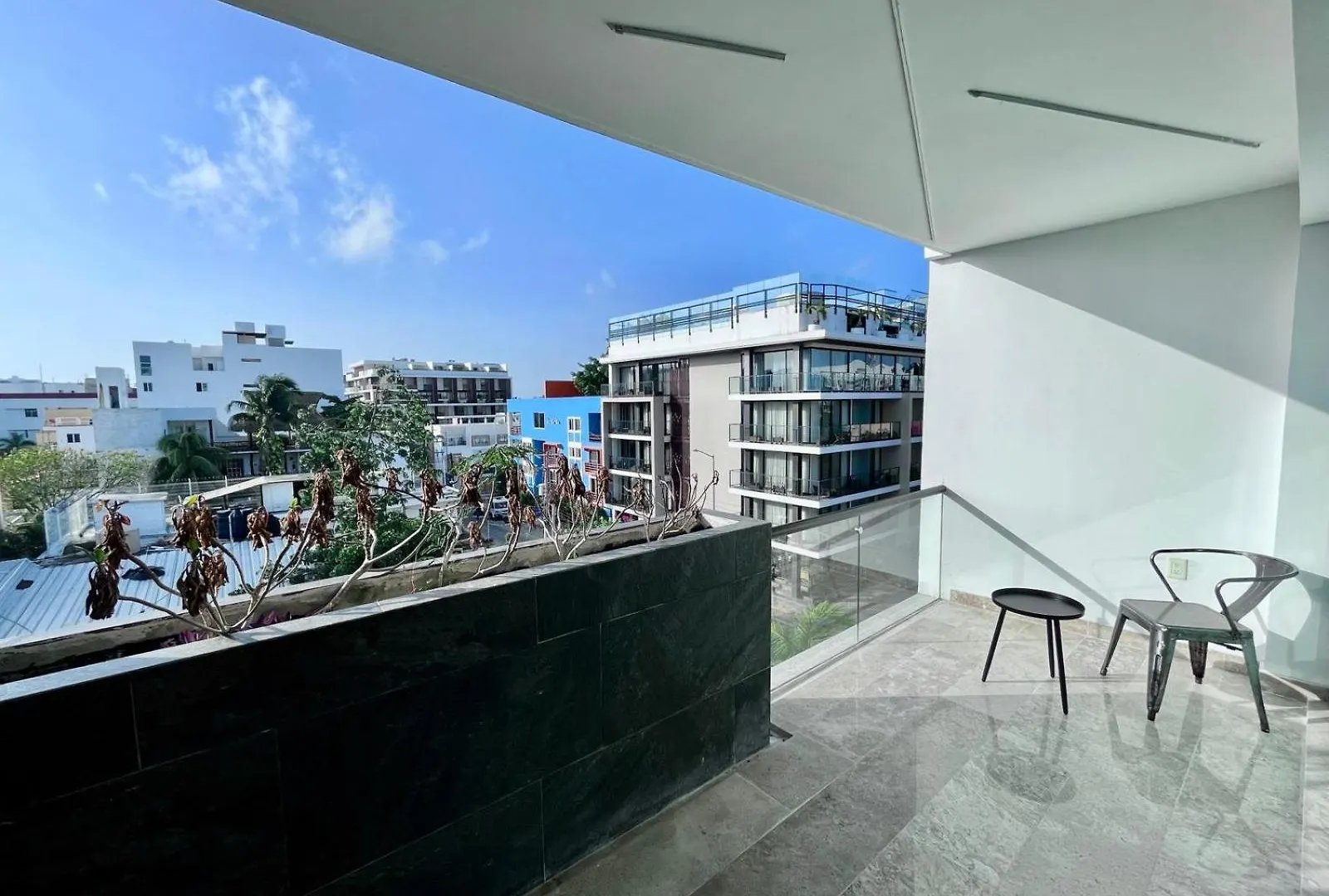 1 Bd Apt Top Location! Gym, Pool Playa del Carmen